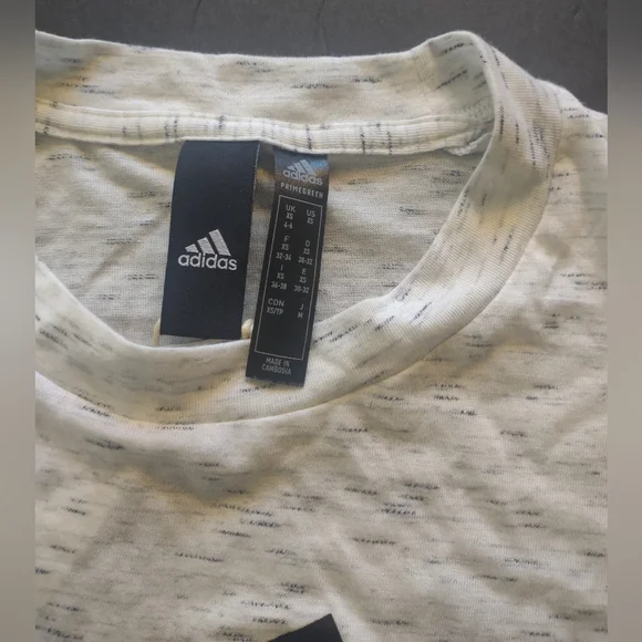 Women's xs adidas grey and black logo long sleeve tee. New with tags. - Picture 3 of 4